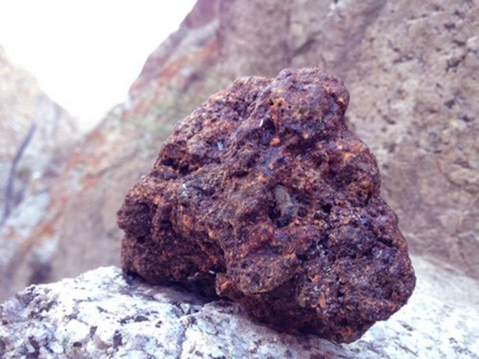 shilajit-696x522
